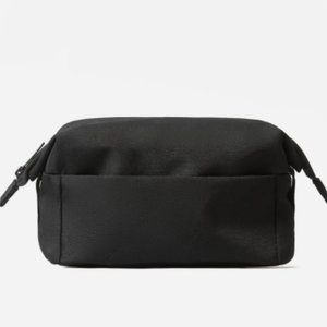 Everlane ReNew Catch All Bag